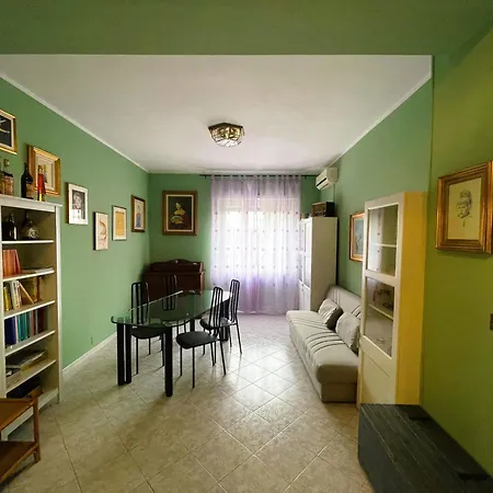 Guesthost - Comfortable Borgo Vittoria Appartement *