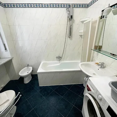 Guesthost - Comfortable Borgo Vittoria * Turin