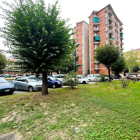 Guesthost - Comfortable Borgo Vittoria トリノ