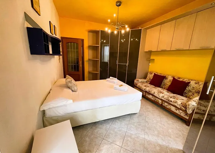 Guesthost - Comfortable Borgo Vittoria Apartament *