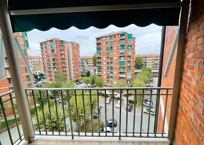 Apartment Guesthost - Comfortable Borgo Vittoria *